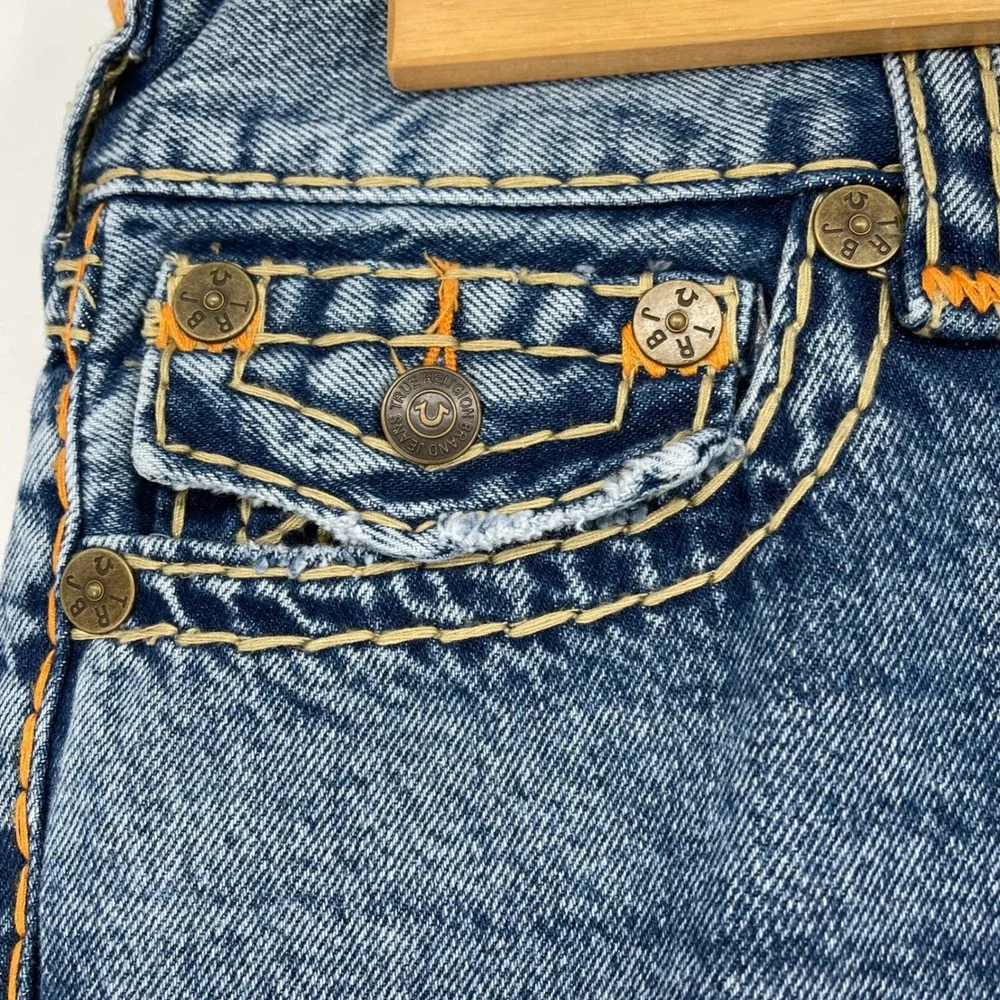 True Religion Geno Super T Medium Wash‎ Jeans Mens Size 34 Distressed